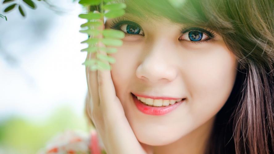 信心、传承、责任……5位民营企业家与中外记者分享奋斗故事